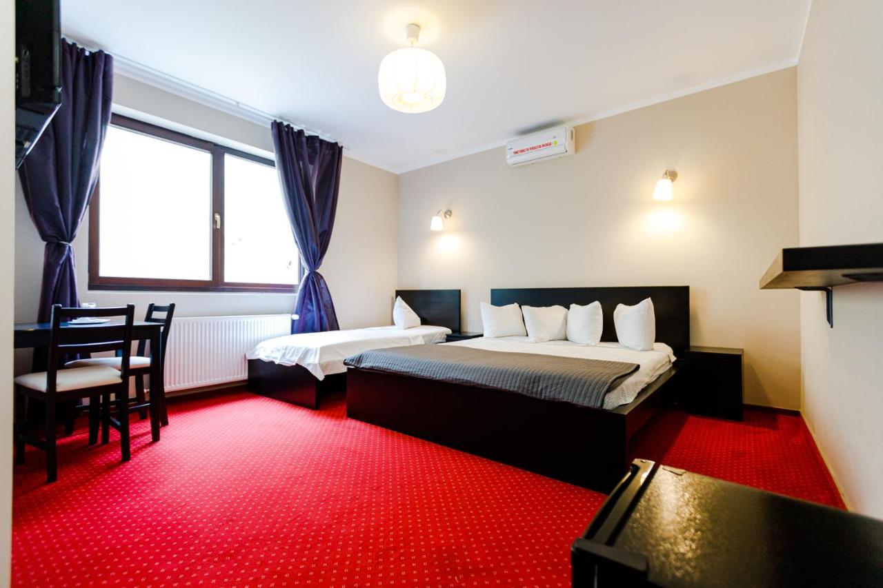Rex Infinity View 4* Cazanele Dunarii 두보바 외부 사진
