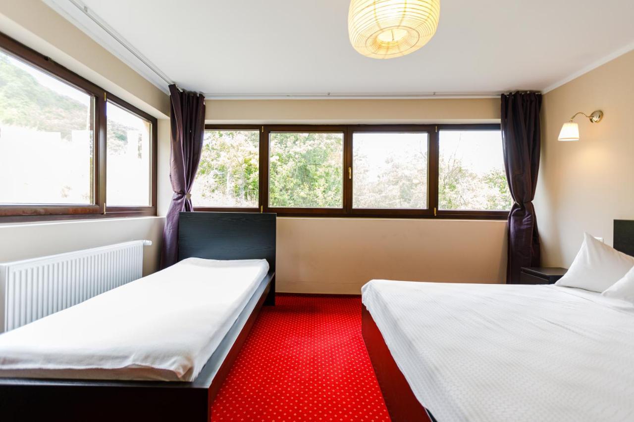 Rex Infinity View 4* Cazanele Dunarii 두보바 외부 사진