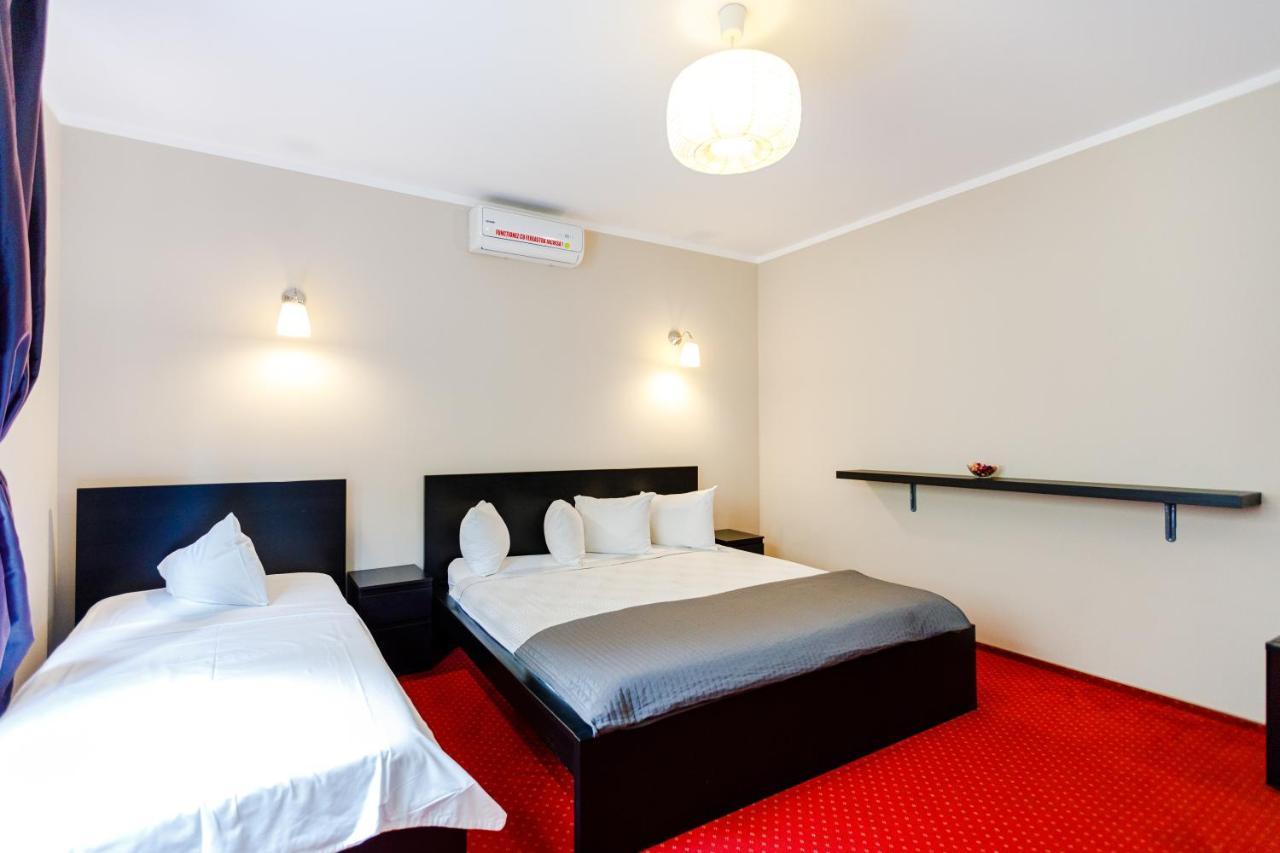 Rex Infinity View 4* Cazanele Dunarii 두보바 외부 사진