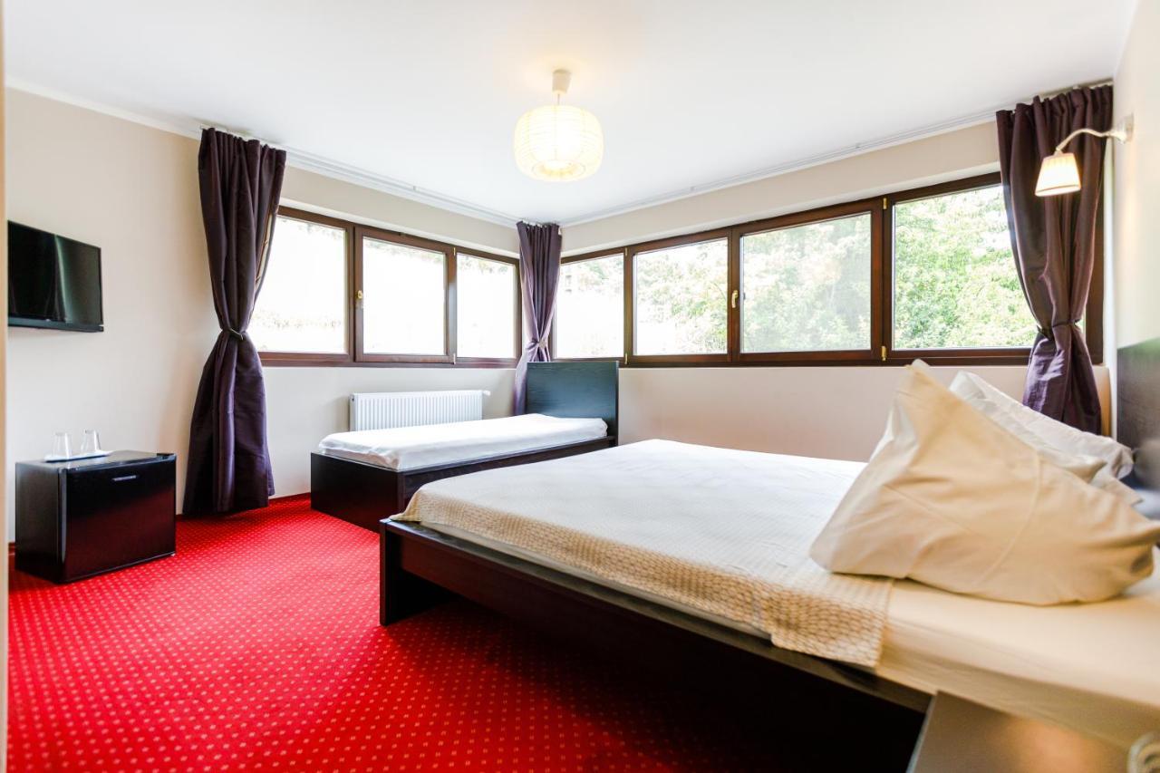 Rex Infinity View 4* Cazanele Dunarii 두보바 외부 사진